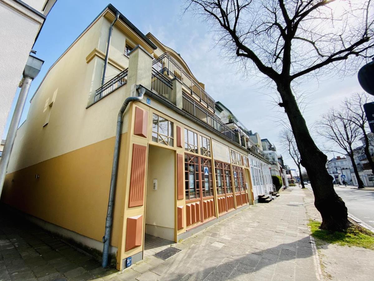 Captains Lounge Росток Екстер'єр фото